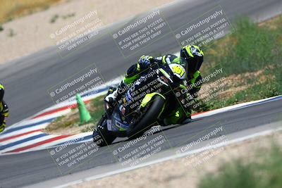 media/Apr-30-2023-CRA (Sun) [[020fcf5d43]]/Race 2-600 Expert Supersport/